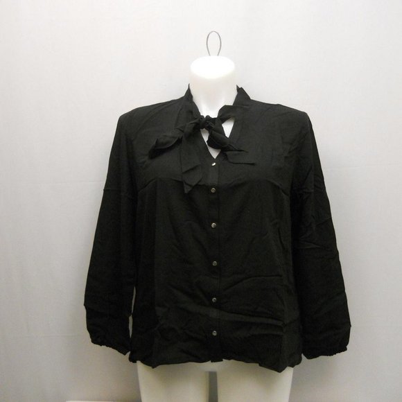 Concepts Ladies Button Down Shirt Tie-Neck Long-Sleeve Black Plus Size 1X NWT - Picture 3 of 6